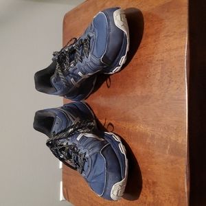 Mens Asics Gel Venture 7, size 11